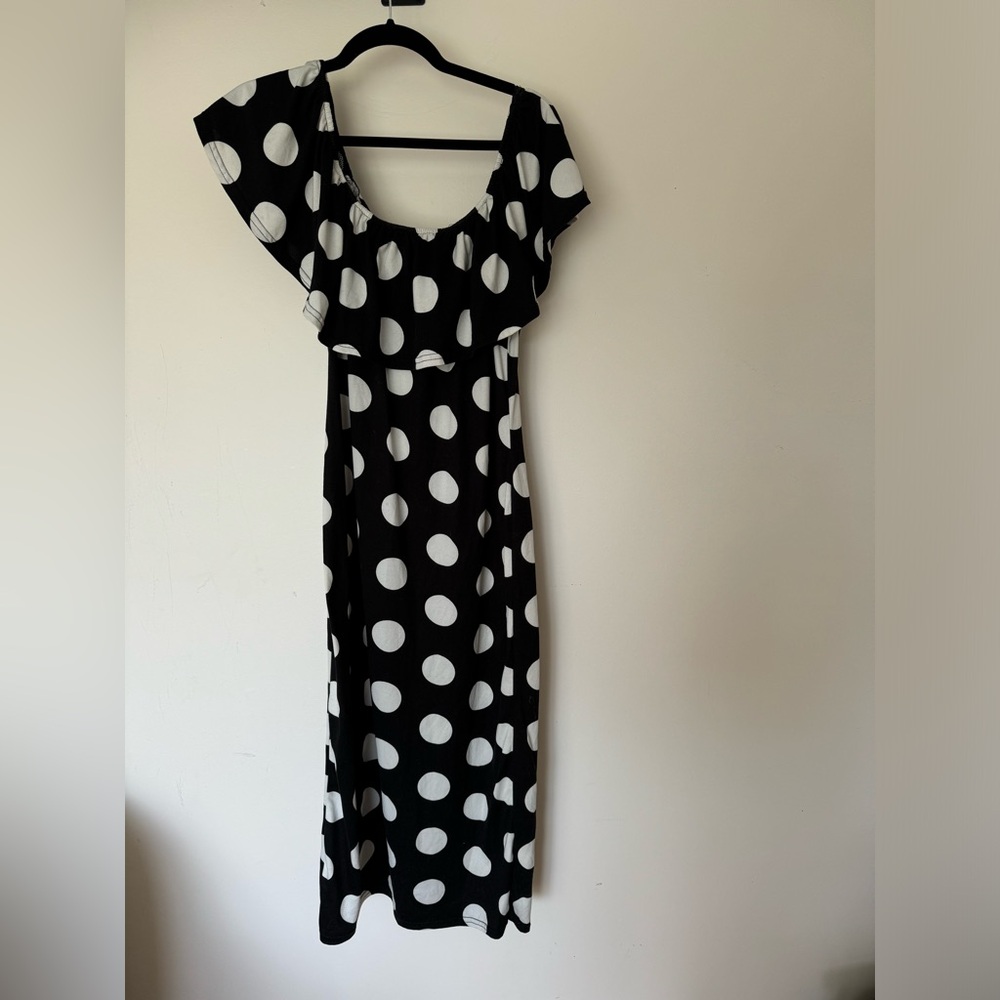 Majora Off-the-Shoulder Maxi Dress